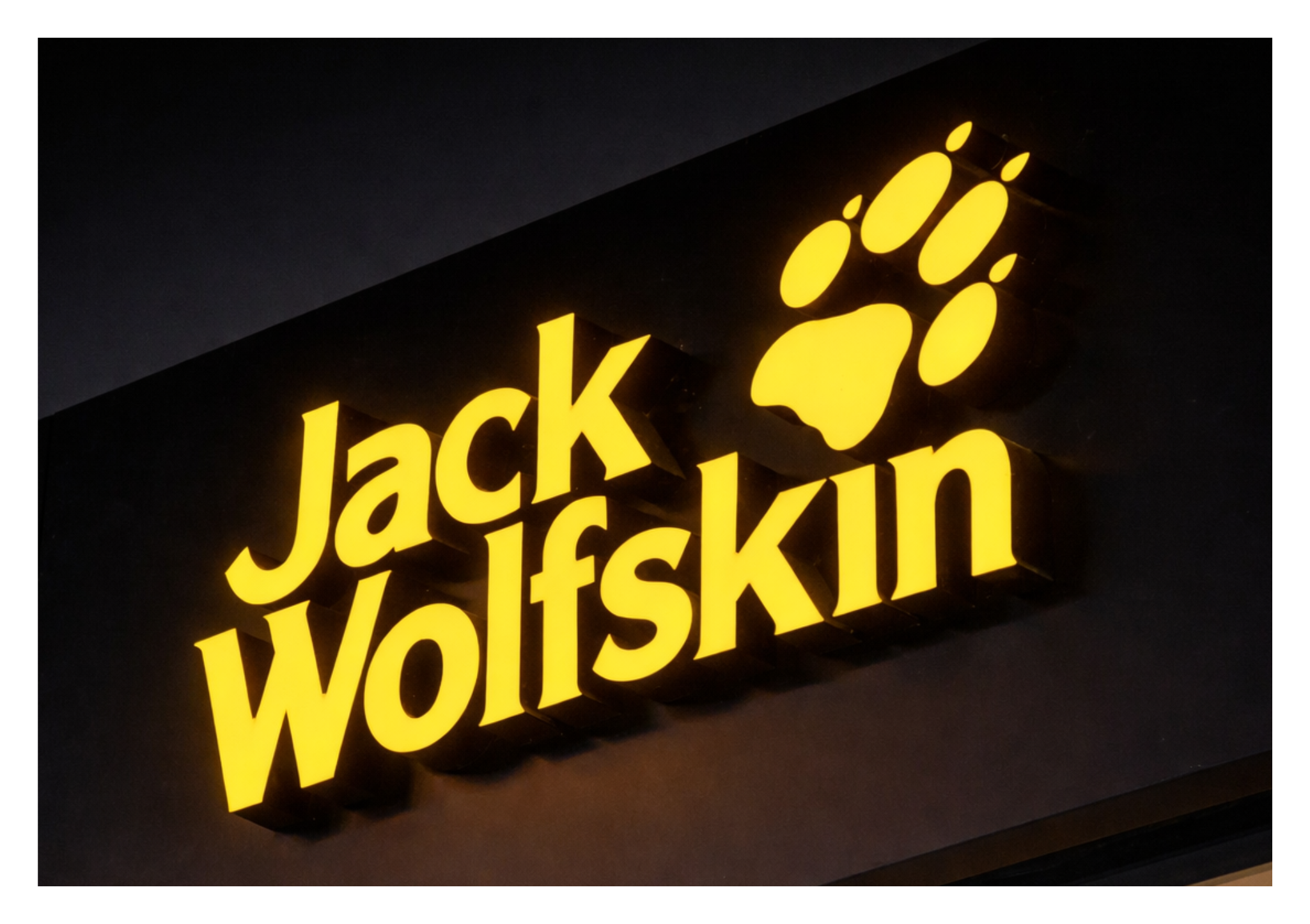 Face-lit Acrylic Channel Letters