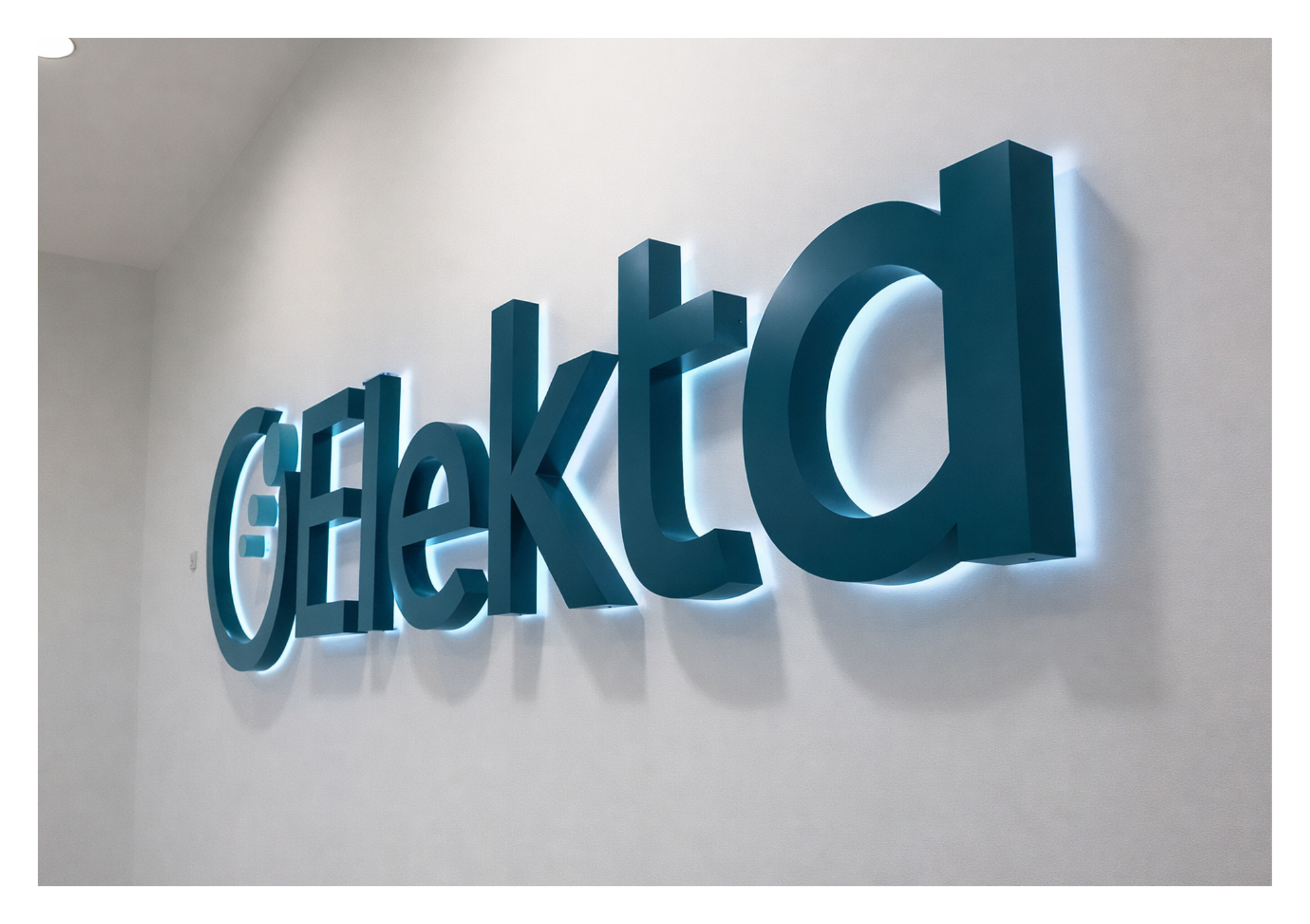 Halo-lit Channel Letters